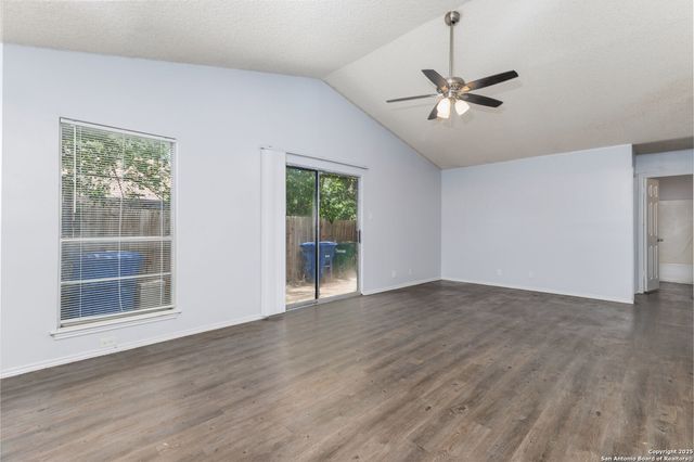 5234 Meadow Rise, San Antonio, TX 78250