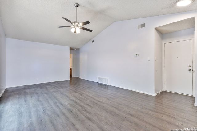 5234 Meadow Rise, San Antonio, TX 78250