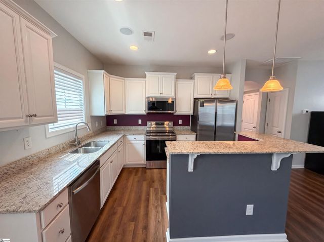 164 Highland Park Court, Easley, SC 29642