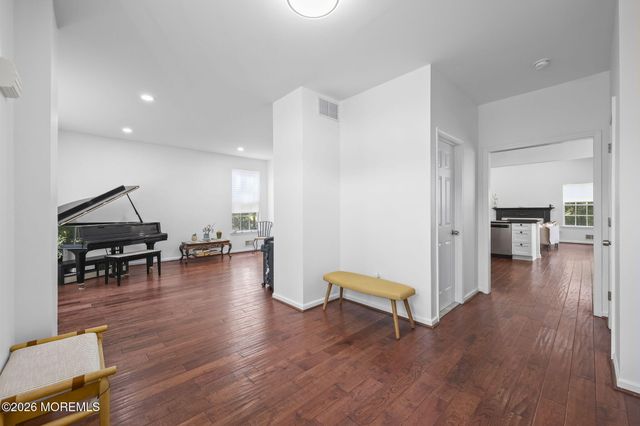 2 Sparrow Court, Jackson, NJ 08527