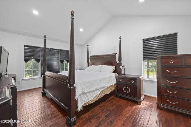 2 Sparrow Court, Jackson, NJ 08527