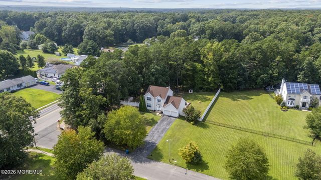 2 Sparrow Court, Jackson, NJ 08527