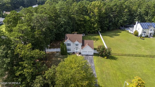 2 Sparrow Court, Jackson, NJ 08527