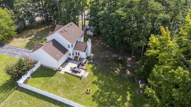 2 Sparrow Court, Jackson, NJ 08527