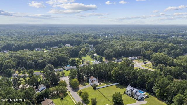 2 Sparrow Court, Jackson, NJ 08527