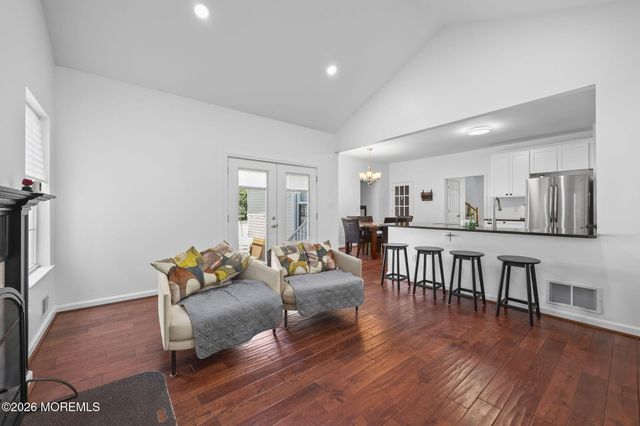 2 Sparrow Court, Jackson, NJ 08527