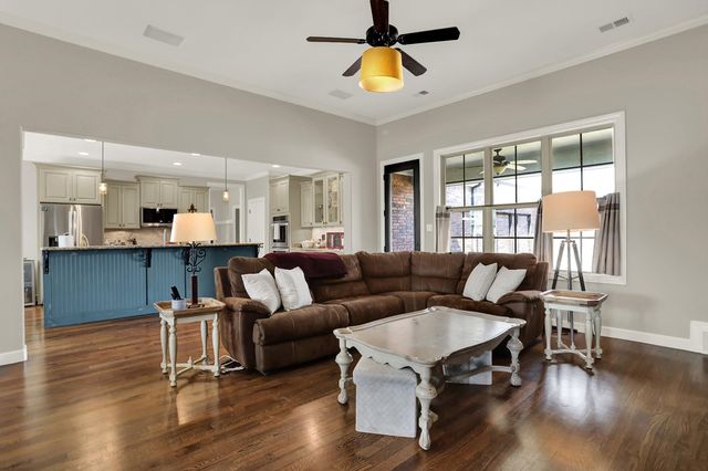 12800 SHANE HOLLOW DR, Arlington, TN 38002