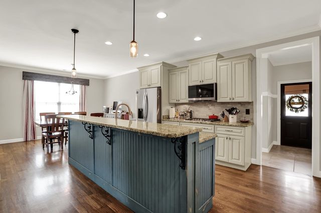 12800 SHANE HOLLOW DR, Arlington, TN 38002