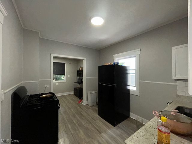 7500 Dearborn Avenue, Cleveland, OH 44102
