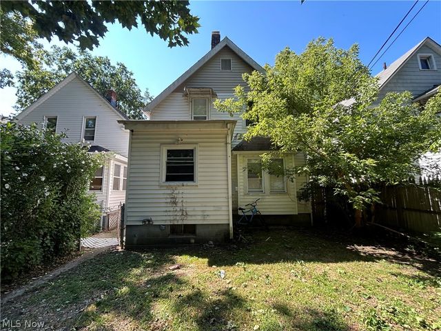 7500 Dearborn Avenue, Cleveland, OH 44102