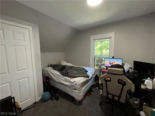 7500 Dearborn Avenue, Cleveland, OH 44102