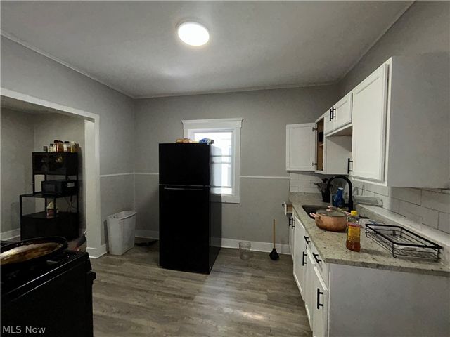 7500 Dearborn Avenue, Cleveland, OH 44102