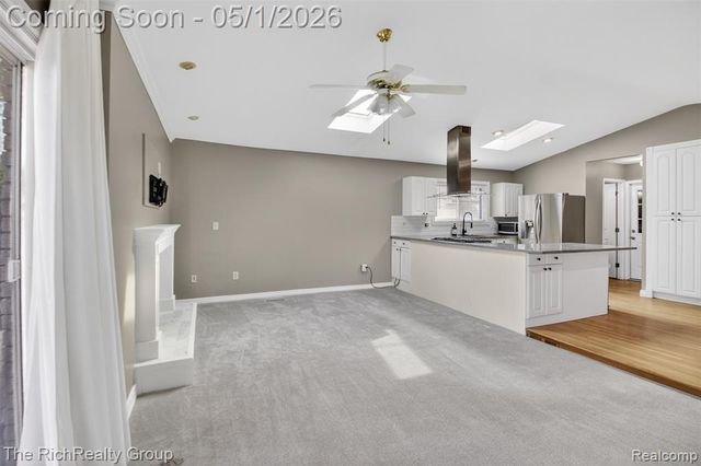 30320 Woodhouse Drive, Warren, MI 48092
