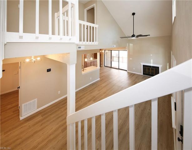 212 Misty Point LN, Newport News, VA 23603