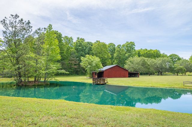 5904 New Highway 7, Santa Fe, TN 38482