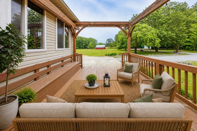 5904 New Highway 7, Santa Fe, TN 38482