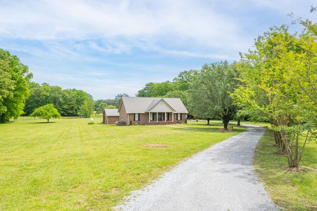 5904 New Highway 7, Santa Fe, TN 38482