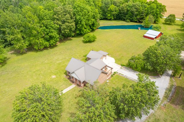 5904 New Highway 7, Santa Fe, TN 38482