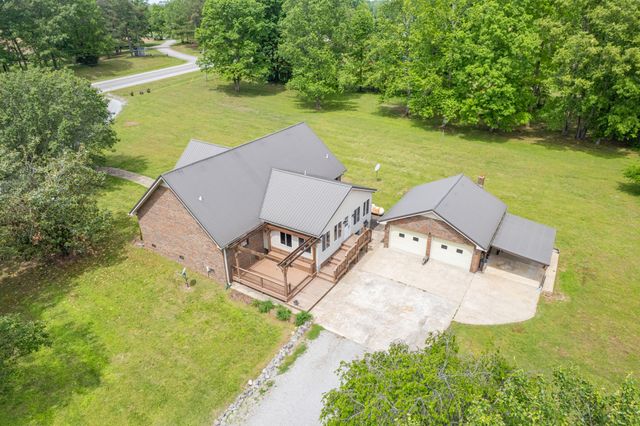 5904 New Highway 7, Santa Fe, TN 38482