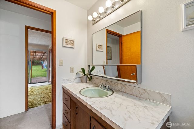 11001 128th Street E, Puyallup, WA 98374