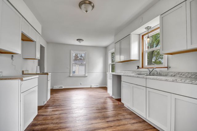 730 E 156th Street, South Holland, IL 60473