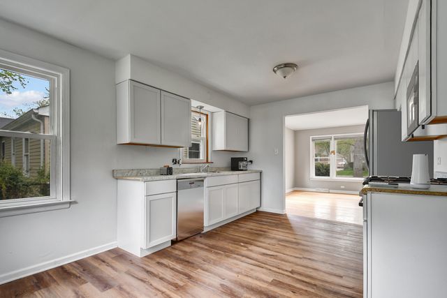 730 E 156th Street, South Holland, IL 60473