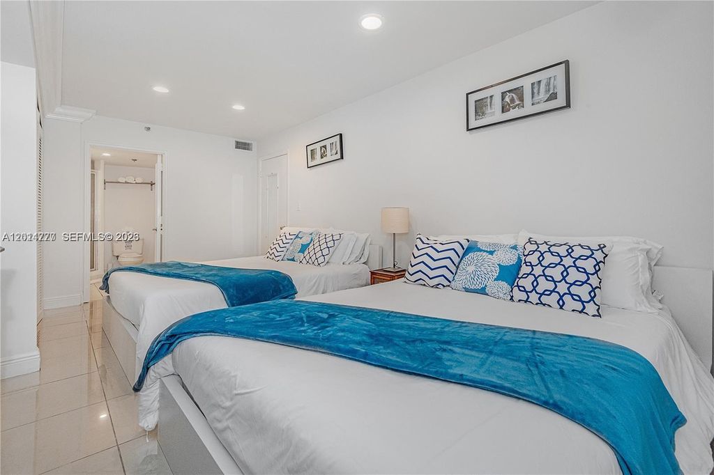 5225 Collins Ave 407, Miami Beach, FL 33140