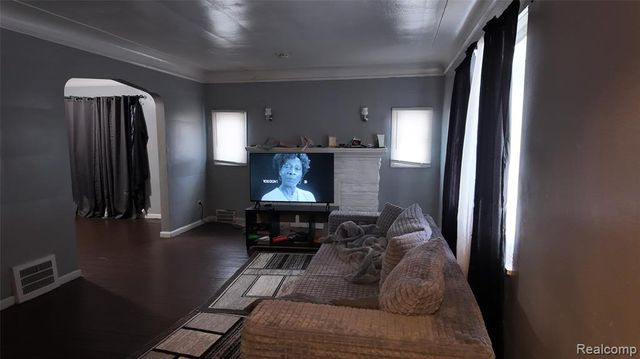 11387 Asbury Park, Detroit, MI 48227