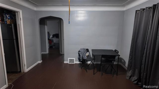 11387 Asbury Park, Detroit, MI 48227