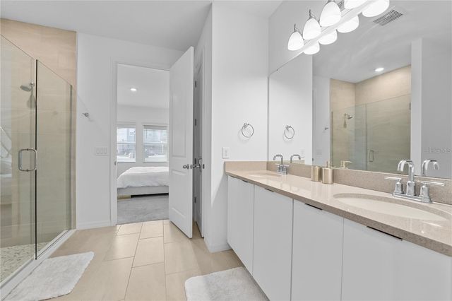 2375 LANCASHIRE STREET, Davenport, FL 33896