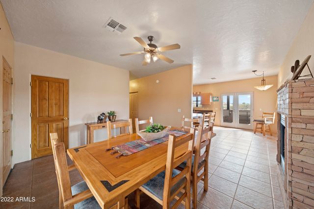 35915 S JOSHUA Place, Wickenburg, AZ 85390