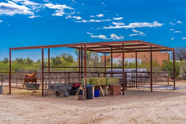 35915 S JOSHUA Place, Wickenburg, AZ 85390