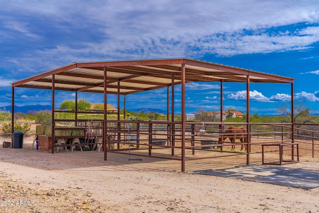 35915 S JOSHUA Place, Wickenburg, AZ 85390