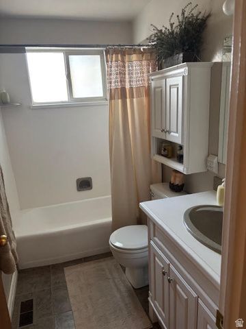 4386 S 950 W, Riverdale, UT 84405