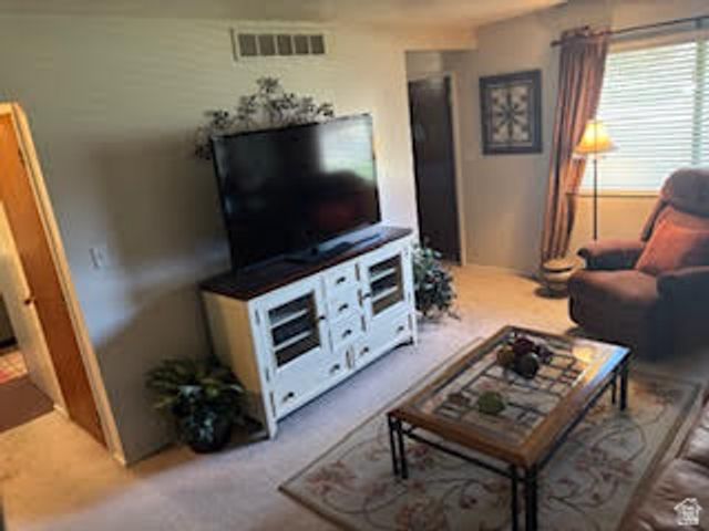 4386 S 950 W, Riverdale, UT 84405