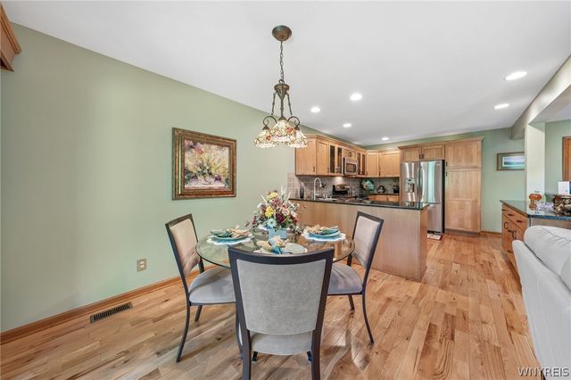 819 Carriage Lane, Lewiston, NY 14092