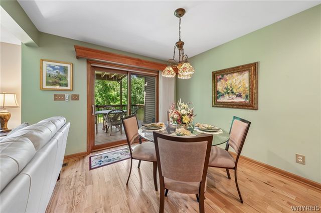 819 Carriage Lane, Lewiston, NY 14092