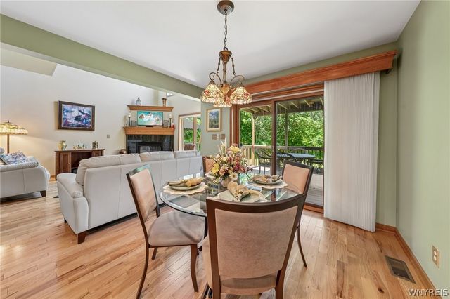 819 Carriage Lane, Lewiston, NY 14092