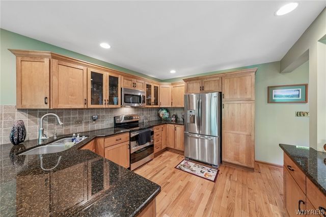 819 Carriage Lane, Lewiston, NY 14092