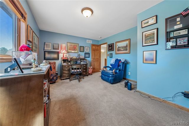 819 Carriage Lane, Lewiston, NY 14092
