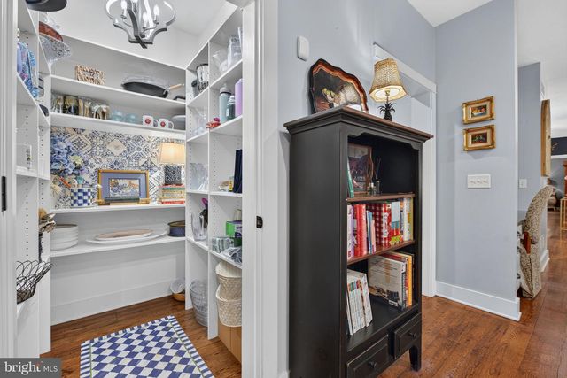216 SETTLERS BND, Lancaster, PA 17601