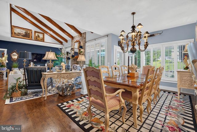 216 SETTLERS BND, Lancaster, PA 17601