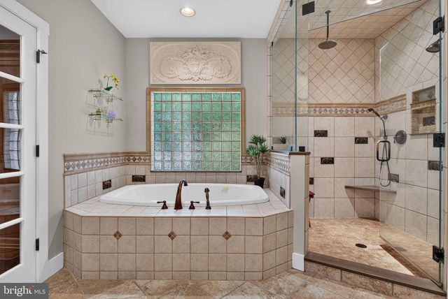 216 SETTLERS BND, Lancaster, PA 17601
