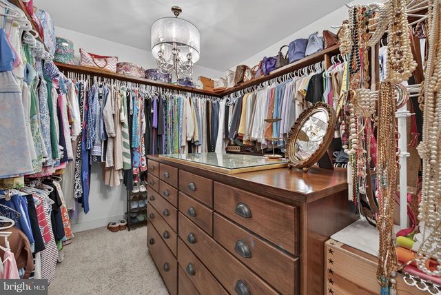 216 SETTLERS BND, Lancaster, PA 17601