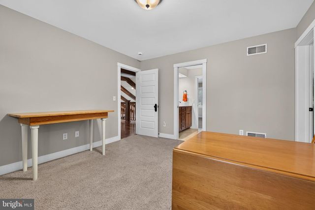 216 SETTLERS BND, Lancaster, PA 17601