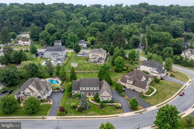 216 SETTLERS BND, Lancaster, PA 17601