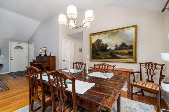 167 Willow St, Acton, MA 01720