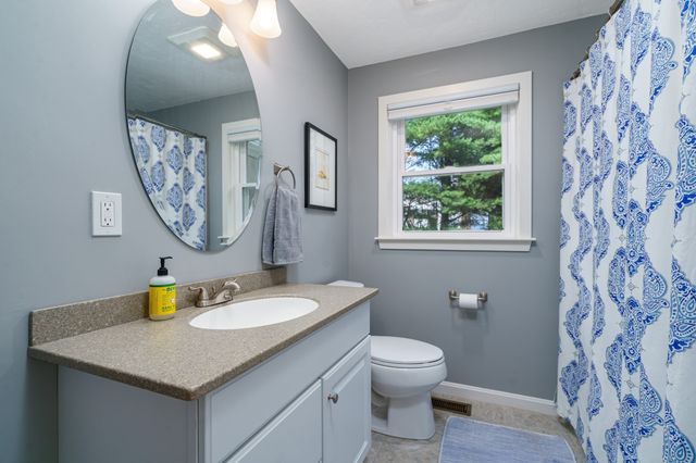167 Willow St, Acton, MA 01720
