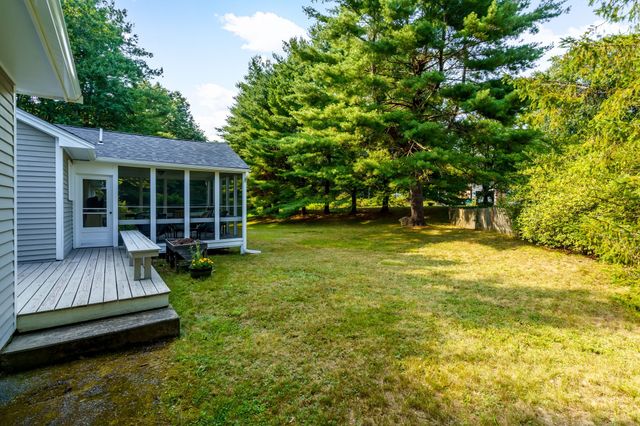 167 Willow St, Acton, MA 01720
