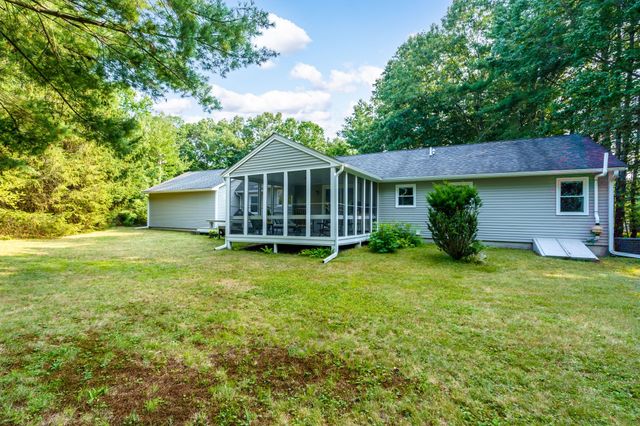 167 Willow St, Acton, MA 01720